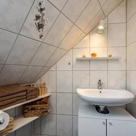 Yvette's Appartement *