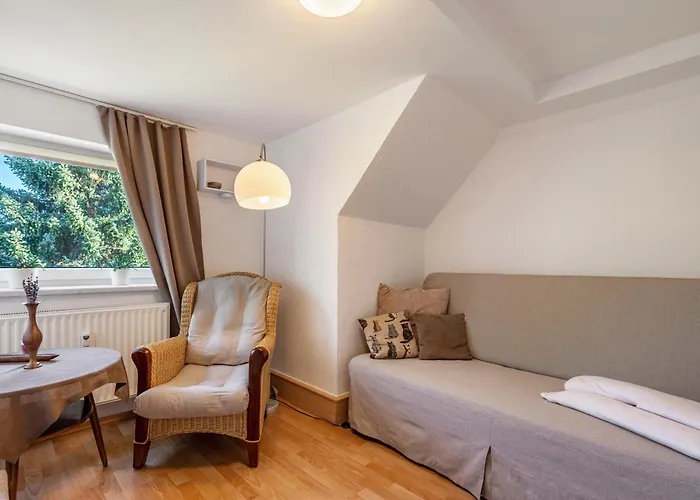 Апартаменты Yvette's